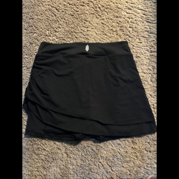 Women’s free people movement min skirt with shorts size medium - Picture 4 of 5